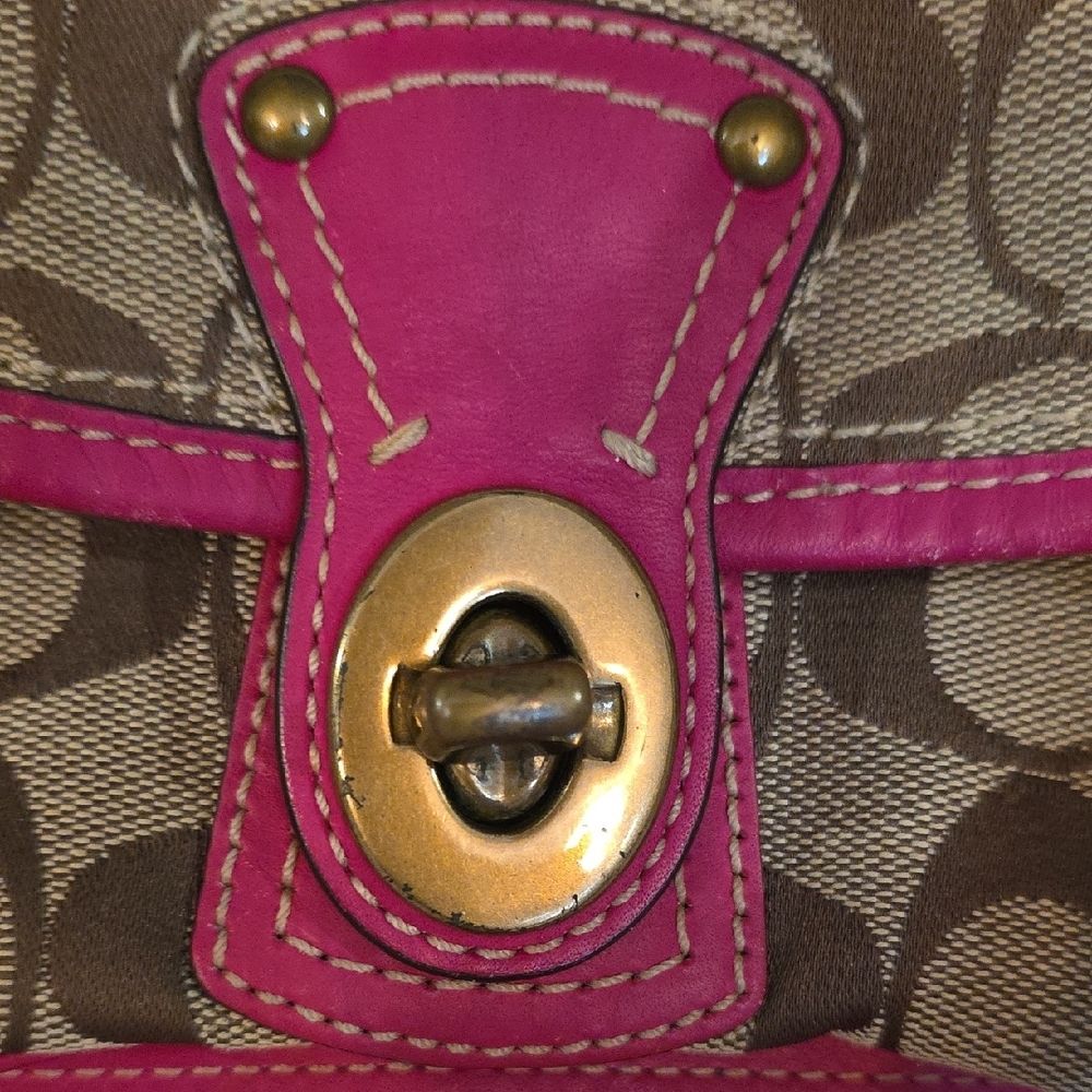 Coach Signature Crossbody Bag in Brown and Pink - Picture 3 of 11